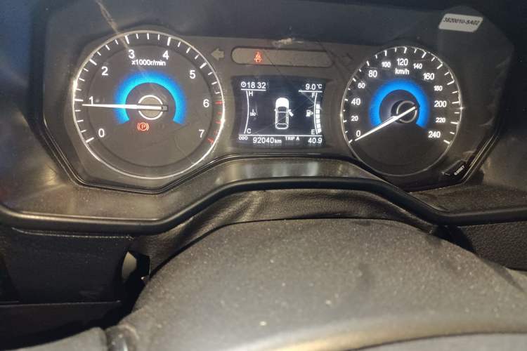 Used Dongfeng Fengon 580 2016 1.5T Manual Luxury Edition
