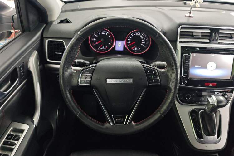 Used Haval M6 2017 1.5T Automatic Two-Wheel Drive Prestige Model Steering Wheel