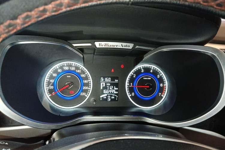 Used Brilliance V3 2015 1.5T Automatic Elite Model Instrument Cluster