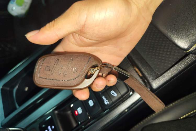 Used Roewe RX5 2021 PLUS 330TGI Automatic National Style Smart Enjoyment Edition