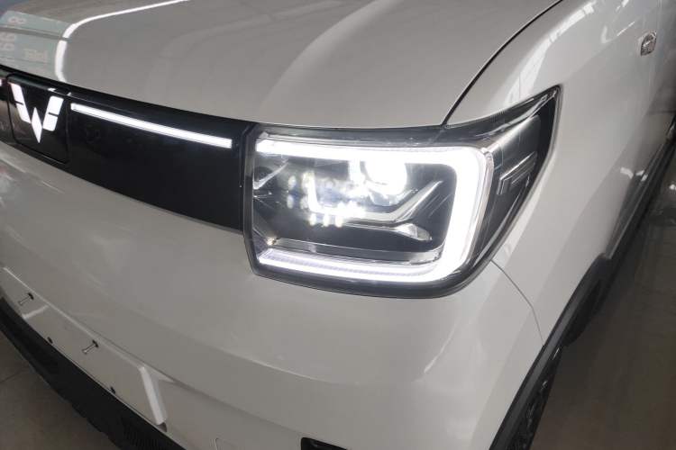 Used Wuling Hongguang MINIEV 2022 GAMEBOY 200km Gaming Edition with Lithium Iron Phosphate Left Front Headlight