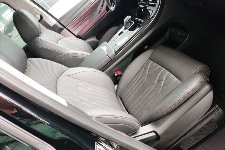 Used GAC Trumpchi M8 2024 Master Series 400T Prestige Edition Right Front Seat