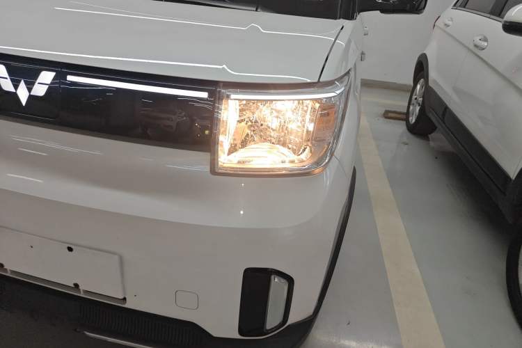 Used Wuling Hongguang MINIEV 2022 GAMEBOY 300km Play Edition Lithium Iron Phosphate Left Front Headlight