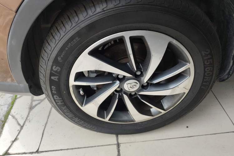 Used Baojun 560 2015 1.8L manual luxury version Exterior 4