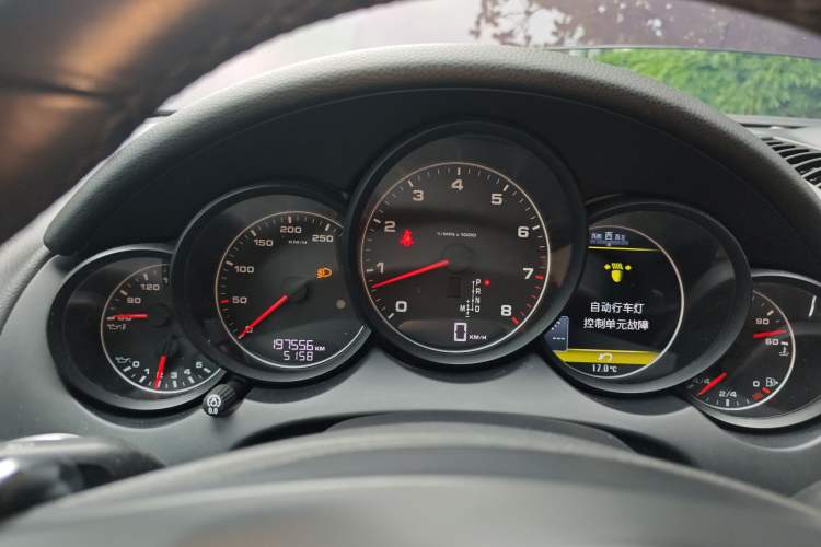 Used Porsche Cayenne 2014 Cayenne Platinum Edition 3.0T