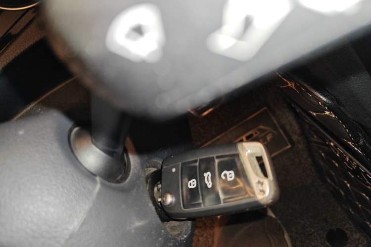 Used Volkswagen Golf 2017 280TSI Automatic R-Line Million-Vehicle Commemorative Edition