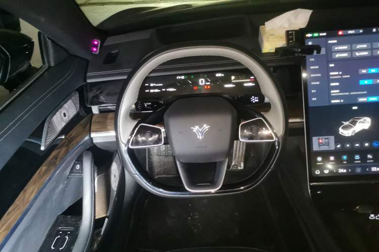 Used NETA S 2022 Extended-Range Version 1160 km Range Rear-Wheel Drive Mid-Grade