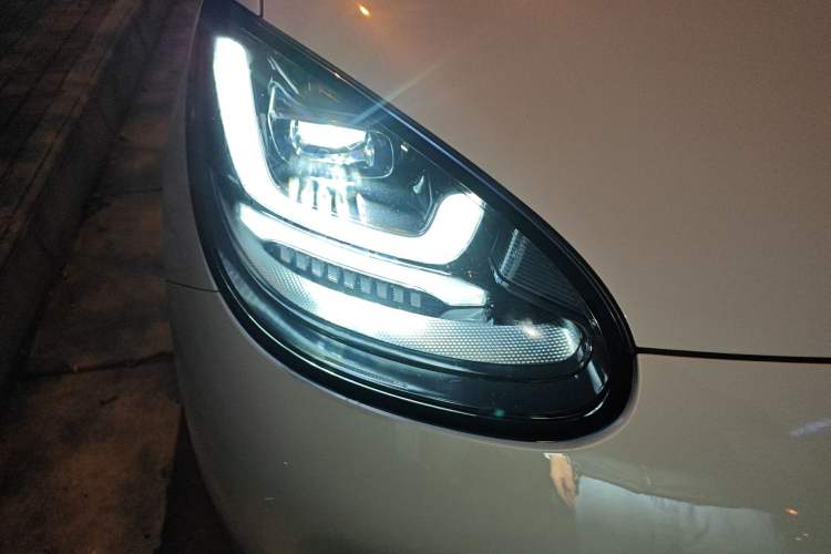 Used Wuling Bingo 2023 410 km Lingxi Deluxe Edition
