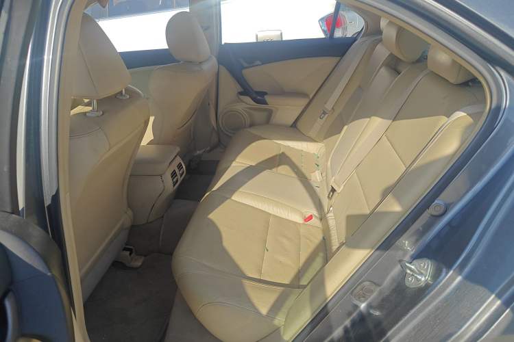 Used Honda Civic 2006 1.8L Manual Classic Edition
