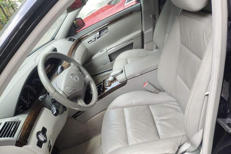 Used Mercedes-Benz S-Class 2010 S 300 L Business Model
