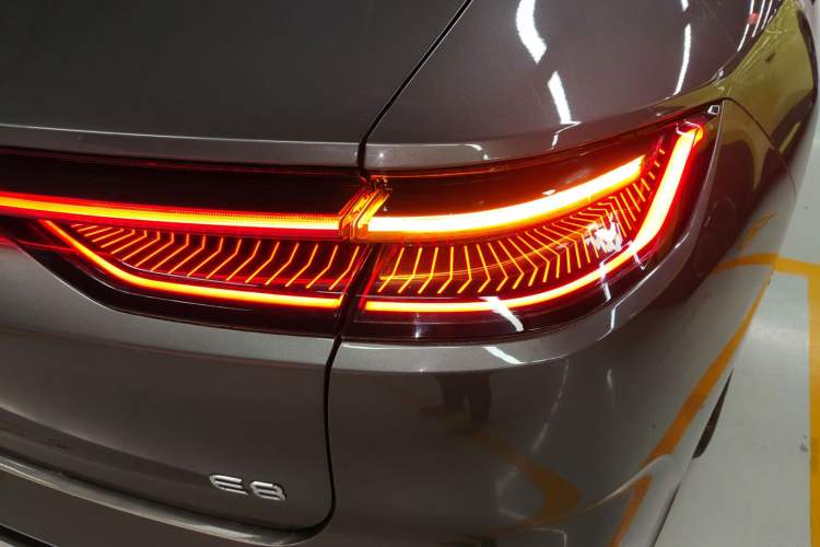 Used Geely Galaxy E8 2024 550 km Range Rear-Drive Dragon Edition