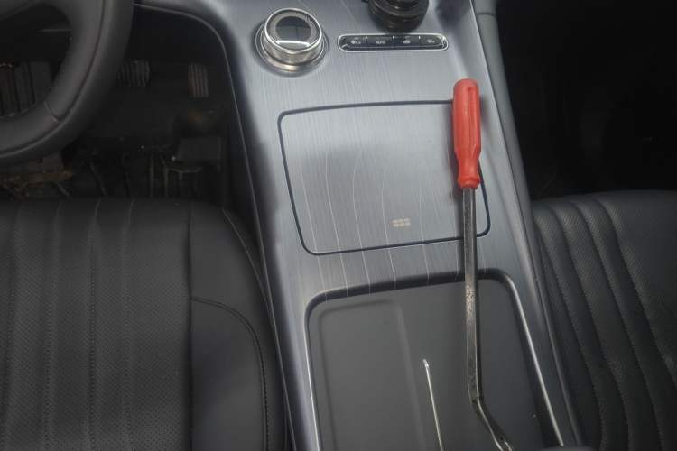 Used Geely Galaxy E5 2024 530km Long-Range Version Gear Lever