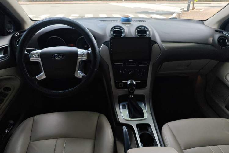 Used Ford Mondeo 2013 2.3L Fashion Edition
