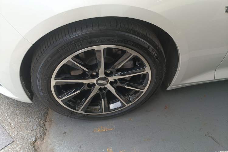 Used Cadillac CT5 2024 28T Luxury Version Left Front Wheel Hub