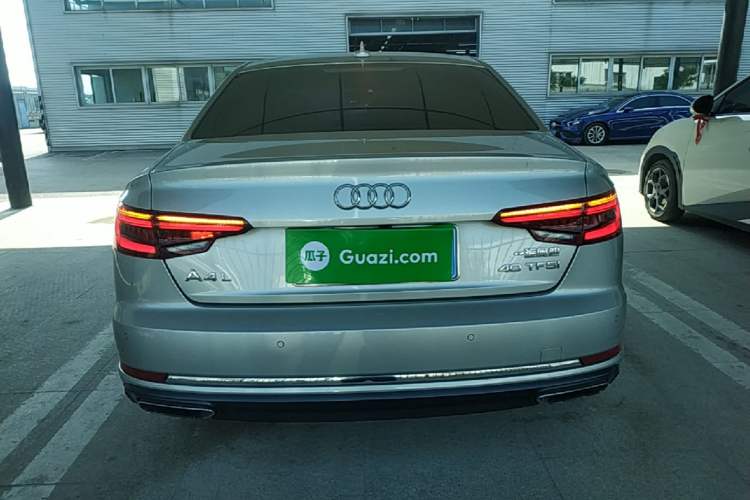 Used Audi A4L 2019 40 TFSI Ambition China VI
