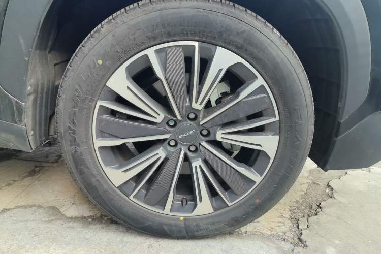 Used JETOUR Dashing 2023 1.5T DCT Starry PRO+