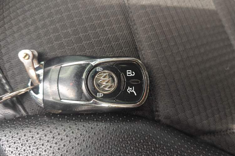 Used Buick Envision 2014 28T Four-Wheel Drive Luxury Model Vehicle Key