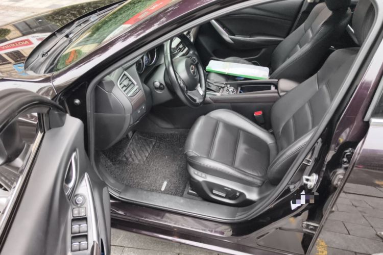 Used Mazda Atenza 2017 2.0L Blue Sky Luxury Edition
