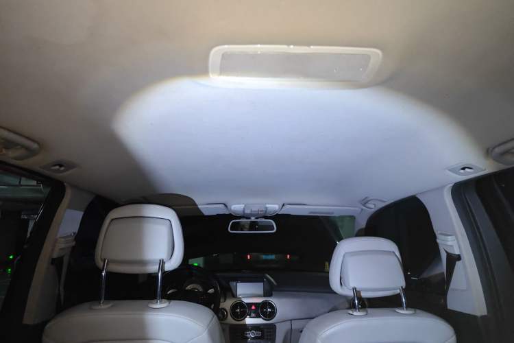 Used Mercedes-Benz GLK-Class 2013 GLK 300 4MATIC Dynamic Edition Headliner