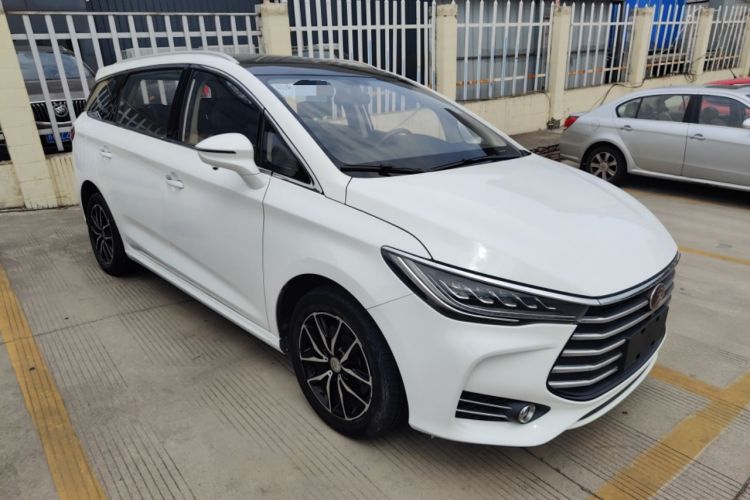 Used BYD Song MAX 2017 1.5T Automatic Smart Connect Elite 7-Seater
