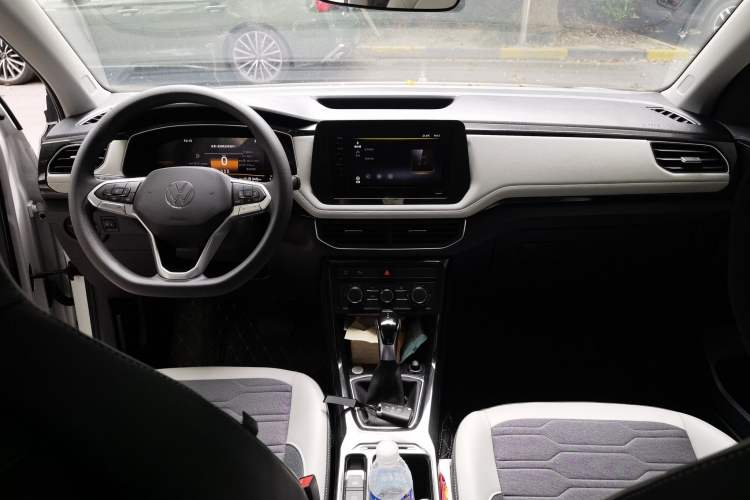 Used Volkswagen Tharu 2025 New Sharp 1.5L Ambitious Edition