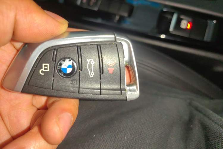 Used BMW X2 2019 sDrive20i M Sport Package China VI Emission Standard Vehicle Key