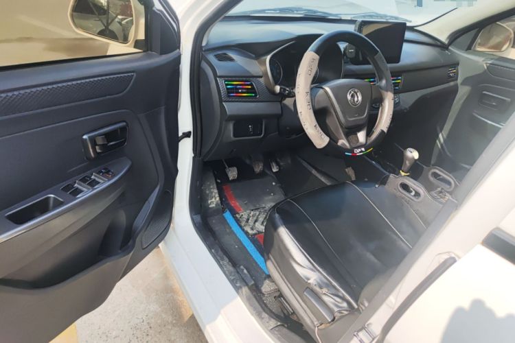 Used Dongfeng Fengon 330 2018 1.5L 330S Premium Edition DK15 Driver Seat