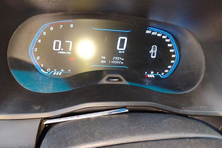 Used Wuling Hongguang S3 2018 1.5L Manual Comfort Model China V Standard Odometer Close Up