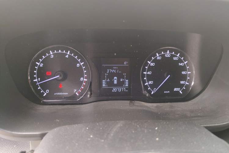 Used CHANGAN OSHAN X70A 2018 1.5L Manual Standard Edition
