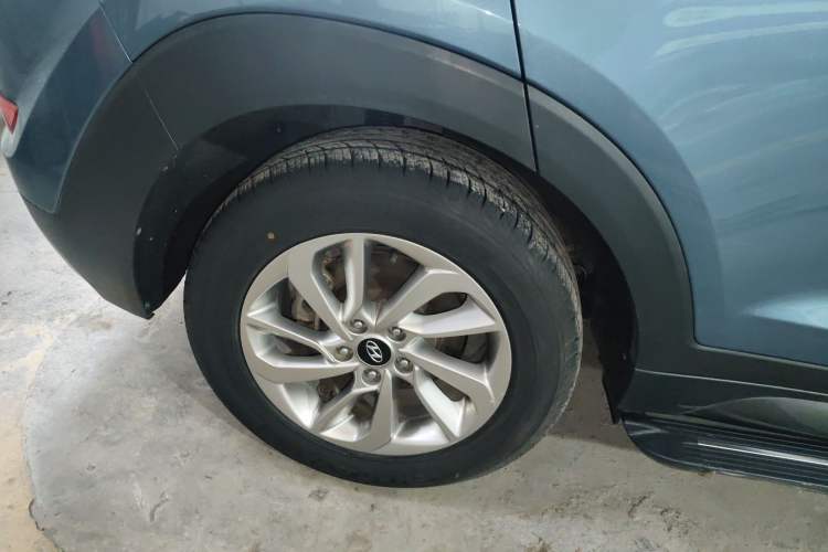 Used Hyundai Tucson 2018 1.6T Dual-Clutch Two-Wheel Drive 15th Anniversary Special Edition