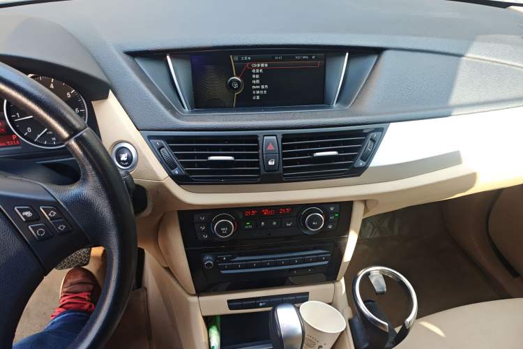 Used BMW X1 2013 sDrive18i Leading Model