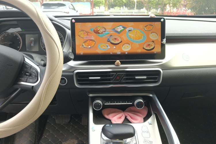 Used Geely Auto Coolray 2021 1.4T DCT Platinum Edition Audio And AC Panel