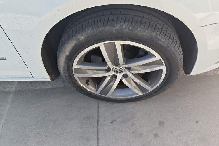 Used Volkswagen FAW-Volkswagen CC 2015 2.0 TSI Luxury Model
