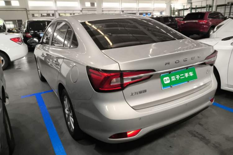 Used Roewe i5 2020 1.5L Manual 4G Connect Luxury Edition