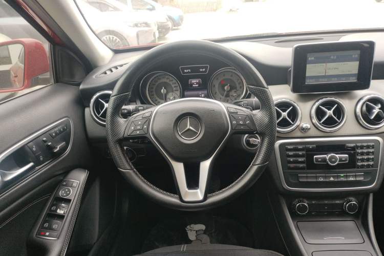 Used Mercedes-Benz GLA 2015 GLA 200