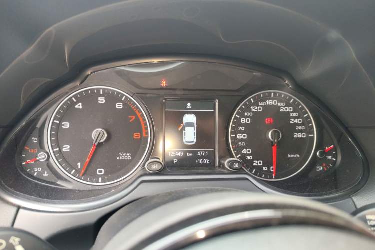 Used Audi Q5 2013 40 TFSI Comfort Edition Instrument Cluster