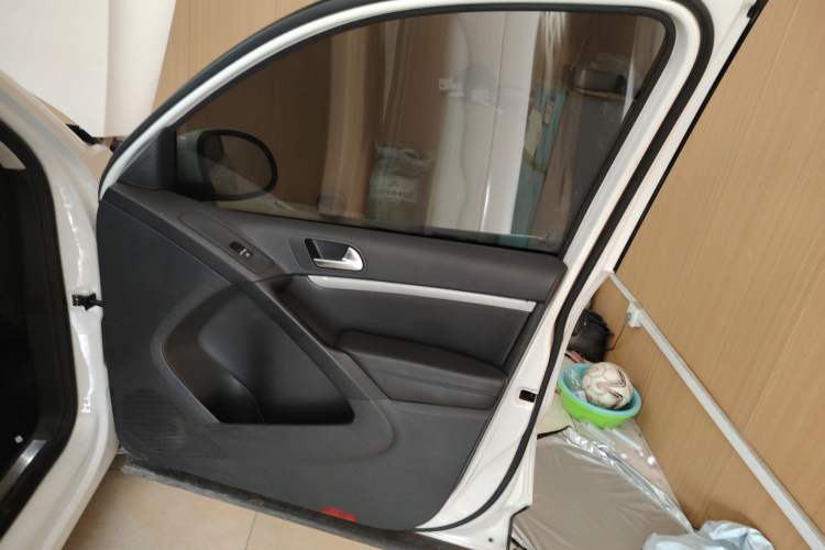 Used Volkswagen Tiguan L 2015 1.8TSI Automatic Two-Wheel Drive Luxury Model