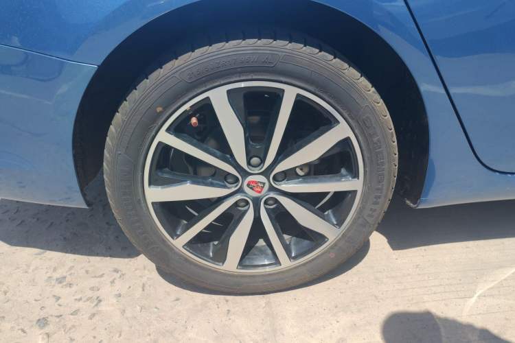 Used Roewe i6 2018 20T Automatic Flagship Edition
