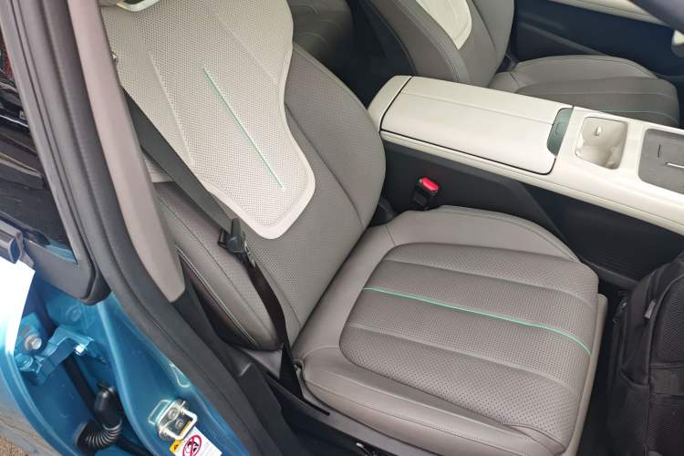 Used Deepal L07 2024 230Max Qiankun Intelligent Driving ADS SE Range-Extended Version
