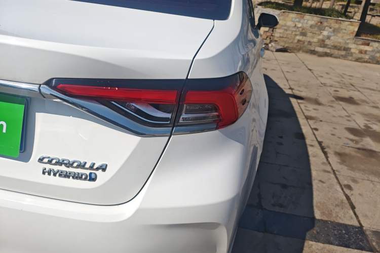 Used Toyota Corolla 2021 Dual-Engine 1.8L E-CVT Pioneer Edition
