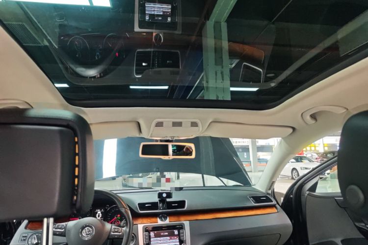 Used Volkswagen Magotan 2012 Travel Edition 2.0 TSI Comfort Version Headliner