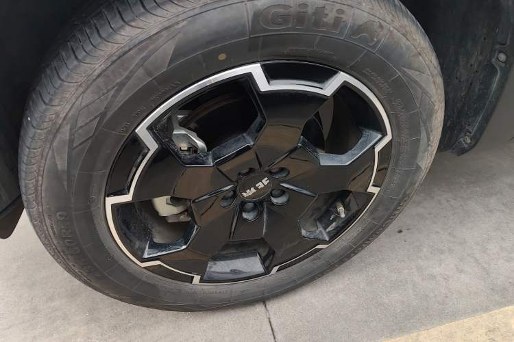 Used BAIC Off-Road BJ30 2024 1.5T Magic Electric Drive Advanced Version Exterior 4