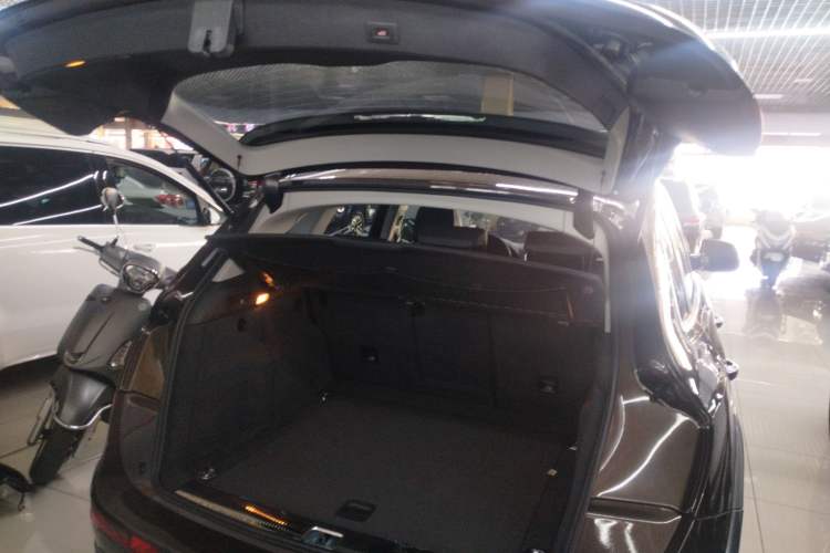 Used Audi Q5 2017 Plus 40 TFSI Technology Model
