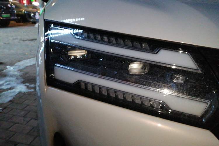 Used Wuling Wuling Starlight 730 2025 Model Plug-in Hybrid 125km Luxury Edition
