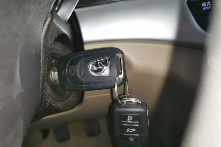 Used Baojun 730 2016 1.5L Manual Value Edition 7 Seats China V Emission Standard
