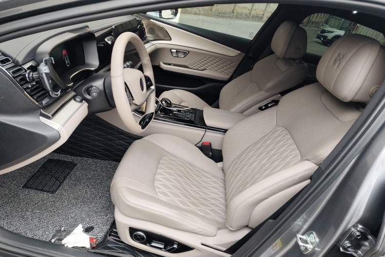 Used BYD Han 2024 EV Glory Edition 605KM Front-Wheel-Drive Premium Model