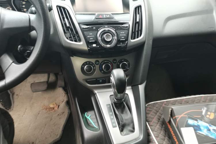 Used Ford Focus 2012 Hatchback 1.6L Automatic Comfort Model
