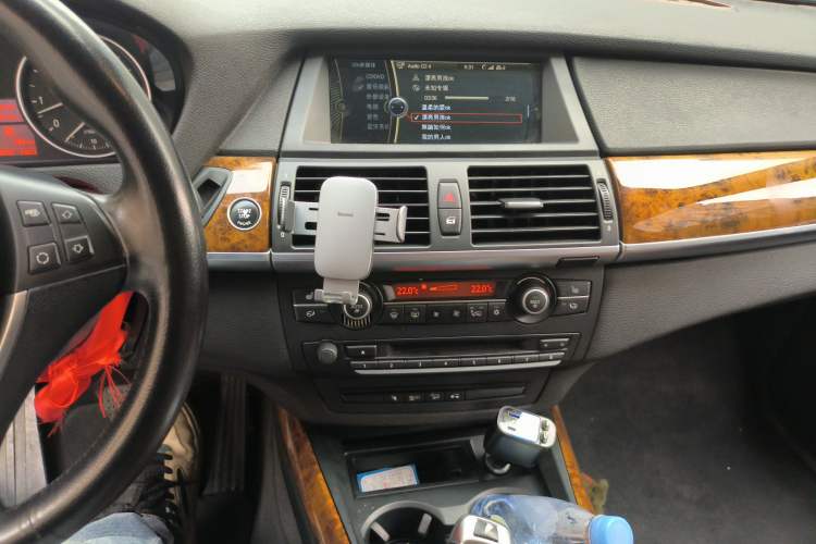 Used BMW X5 2011 xDrive35i Luxury Model Audio And AC Panel