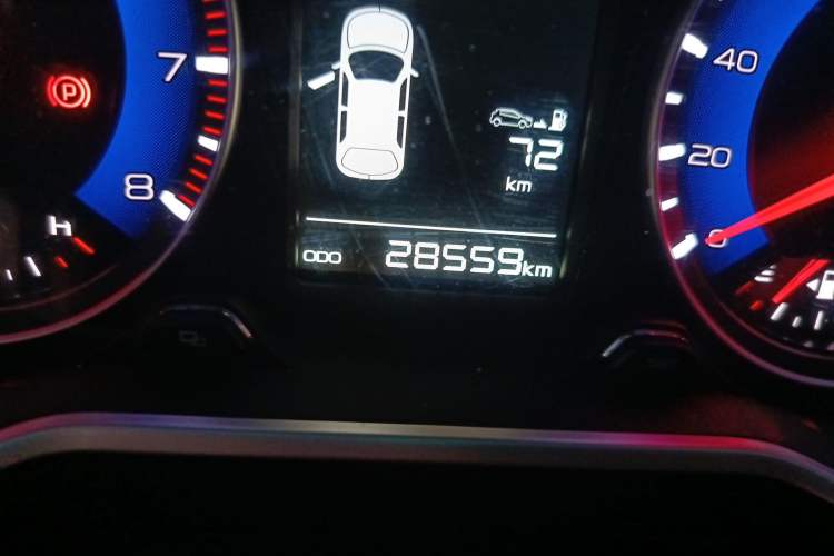 Used Geely Auto Vision X3 2017 1.5L Manual Elite Model Odometer Close Up