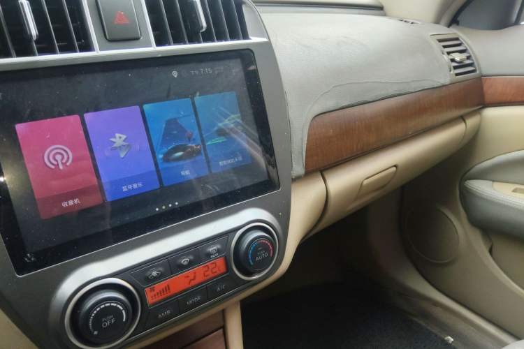 Used Nissan Sylphy 2009 1.6XE Automatic Comfort Edition Audio And AC Panel